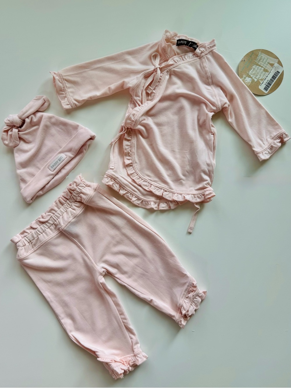 NWT! Barefoot Dreams 3-piece Take Me Home Set, Pink, Size NB